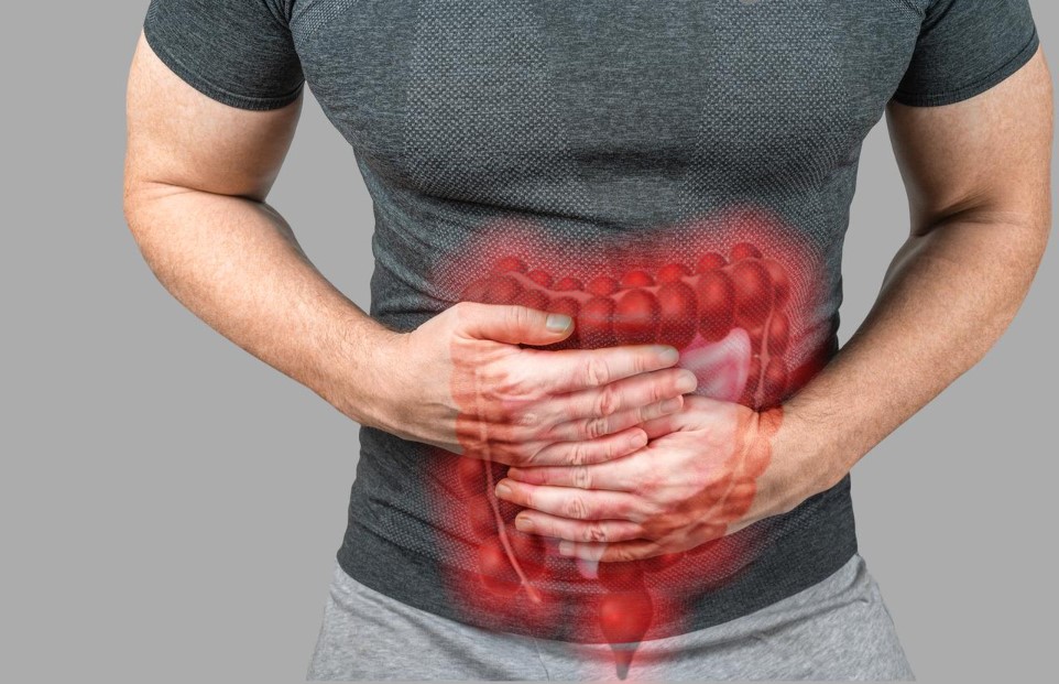 مشاكل القولون وألم البطن المرتبط بأمراض القولون التي قد تحتاج إلى تدخل جراحي